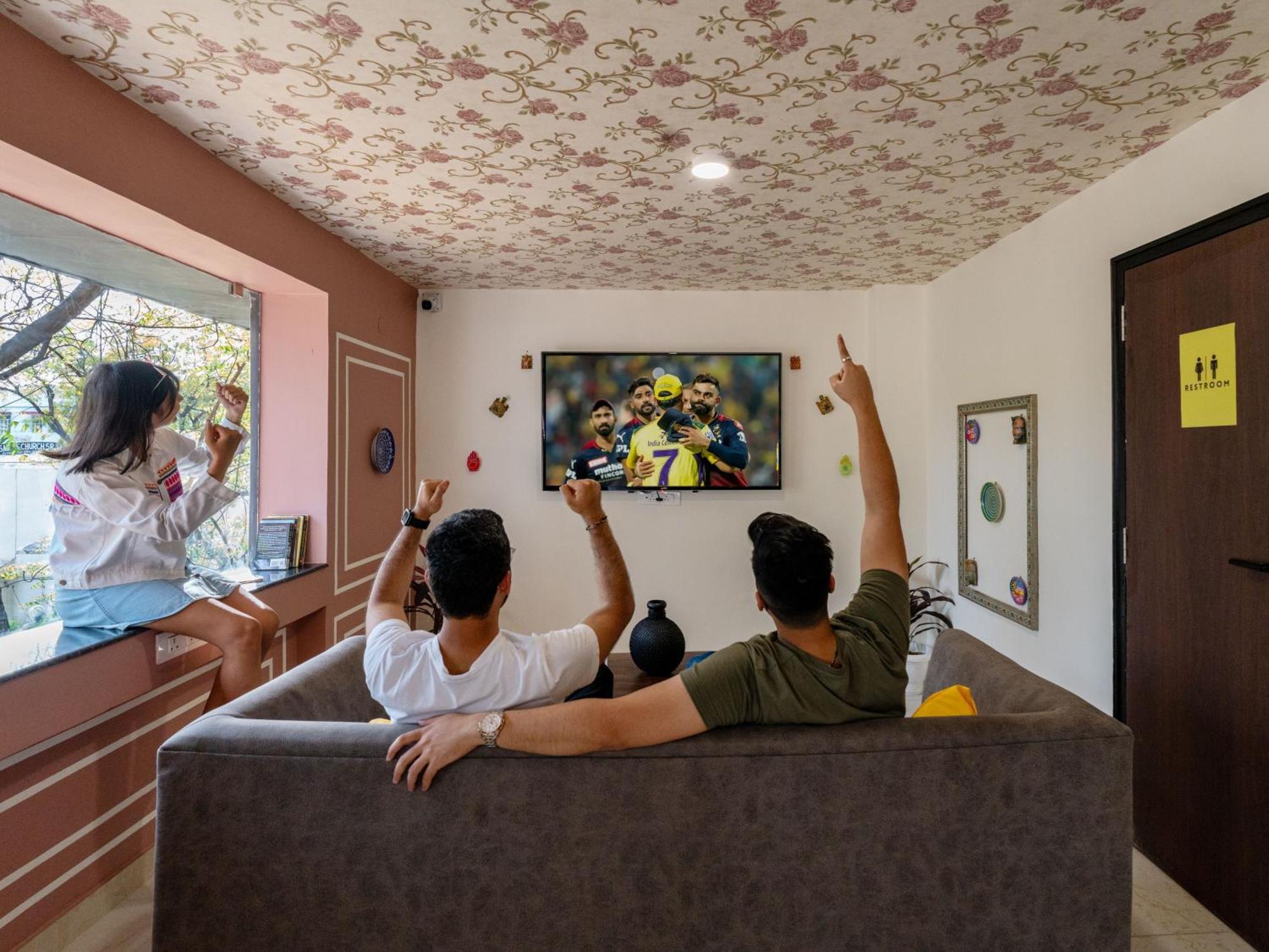 The Hosteller Jaipur, Mi Road Экстерьер фото