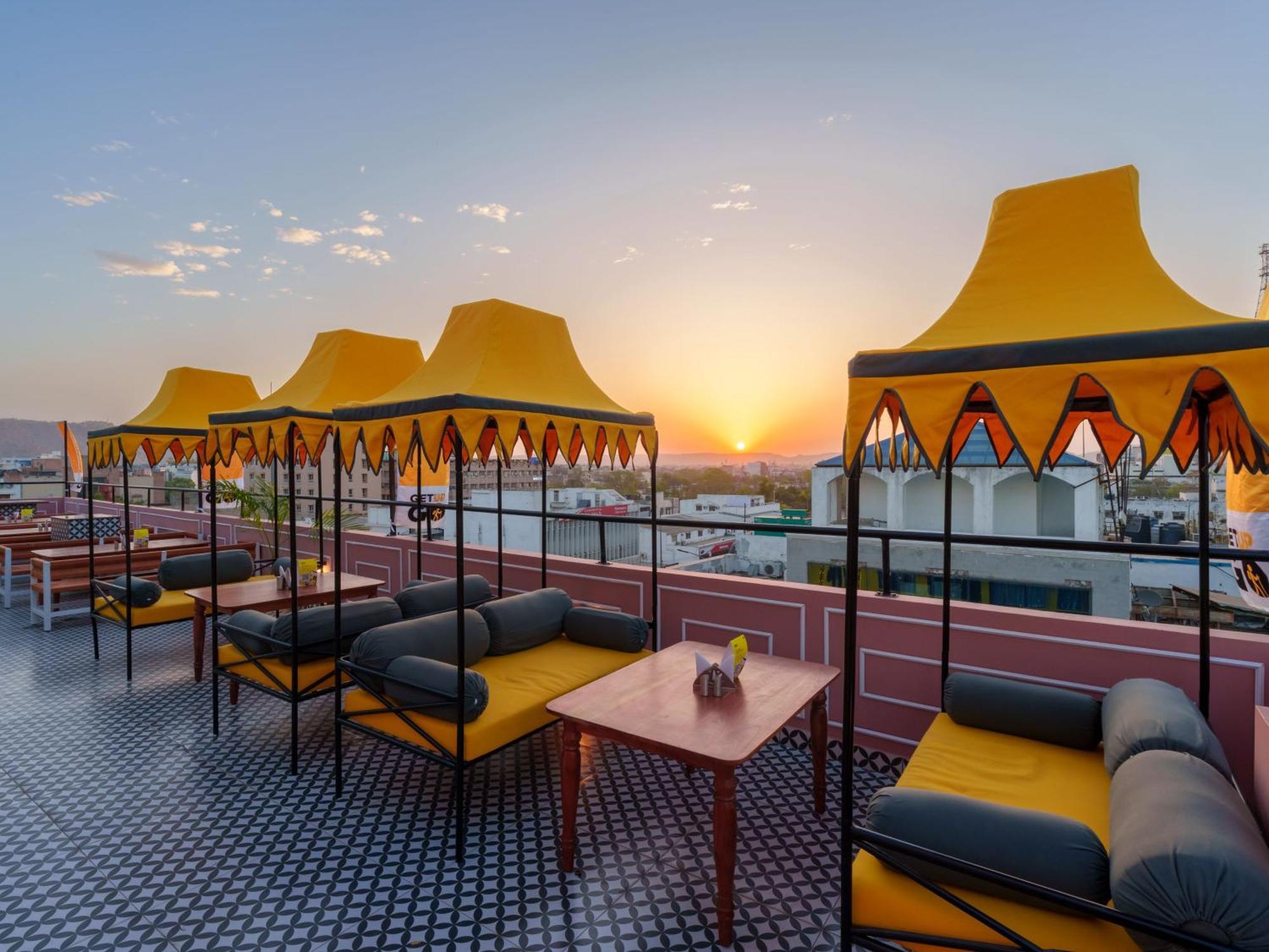 The Hosteller Jaipur, Mi Road Экстерьер фото