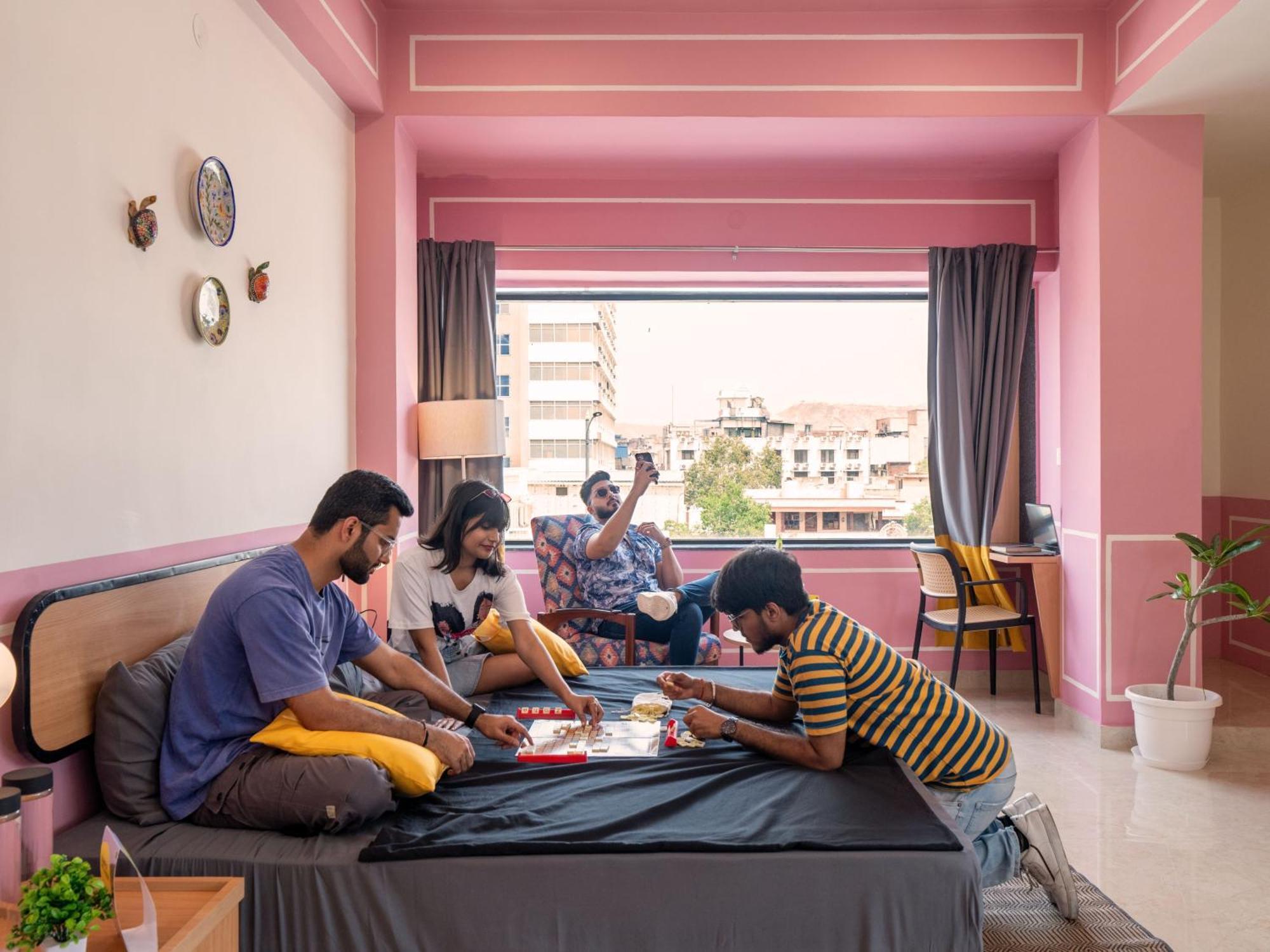 The Hosteller Jaipur, Mi Road Экстерьер фото