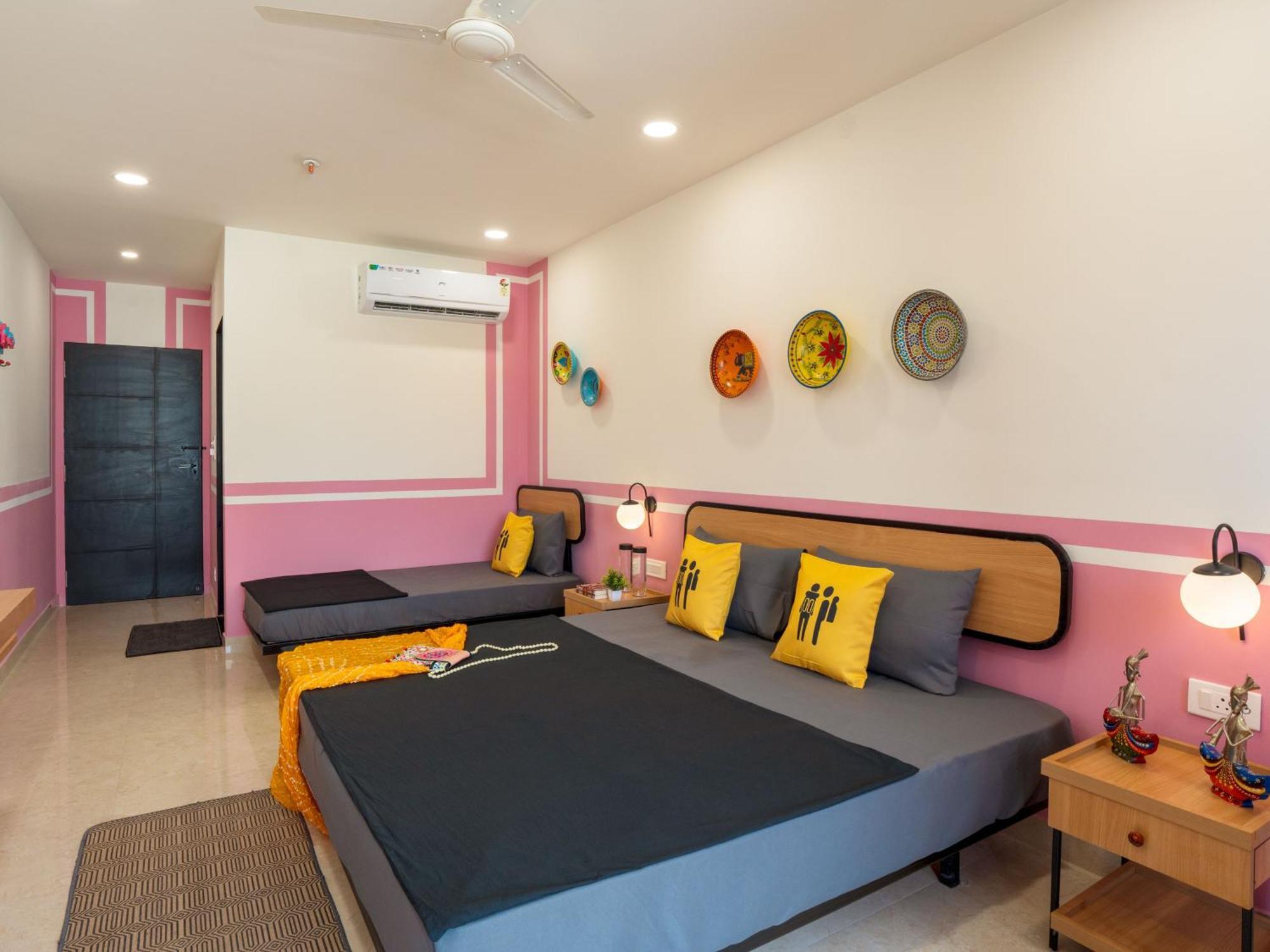 The Hosteller Jaipur, Mi Road Экстерьер фото